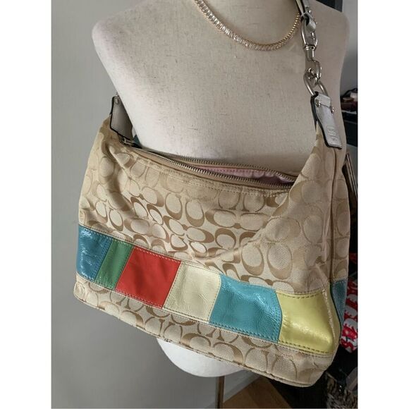 Coach old style logo shoulder bag tan color - Picture 1 of 8